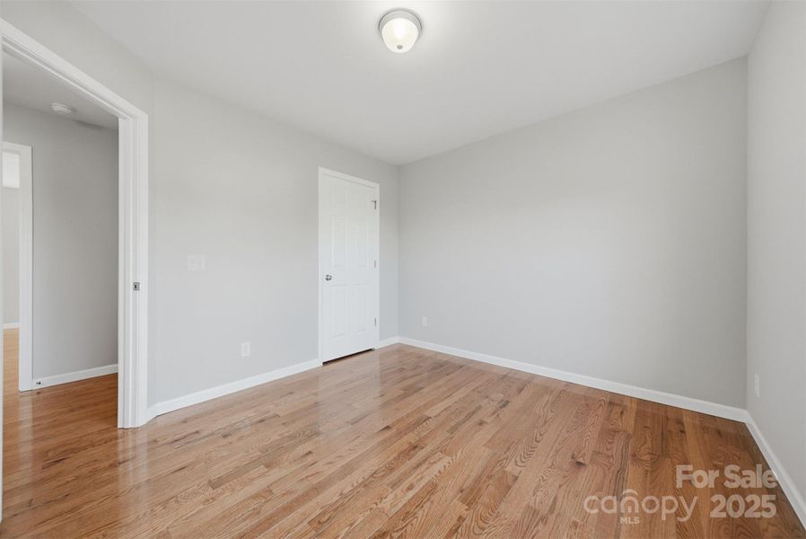 Spacious, unfurnished interior of a new home in , Granite Falls (Image 33).