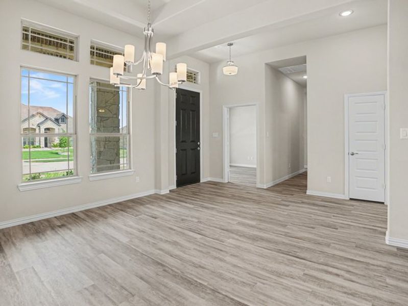Spacious, unfurnished interior of a new home in Cole Crossing Estates, DeSoto (Image 15).