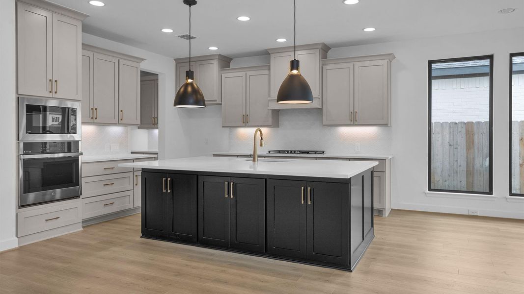 Furnished interior view inside a new home in Sienna 55' - Valencia, Missouri City (Image 3). Furnished interior view inside a new home in Sienna 55' - Valencia, Missouri City (Image 3).