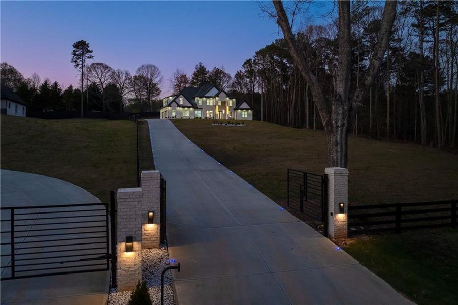 Image 81 of a home in .