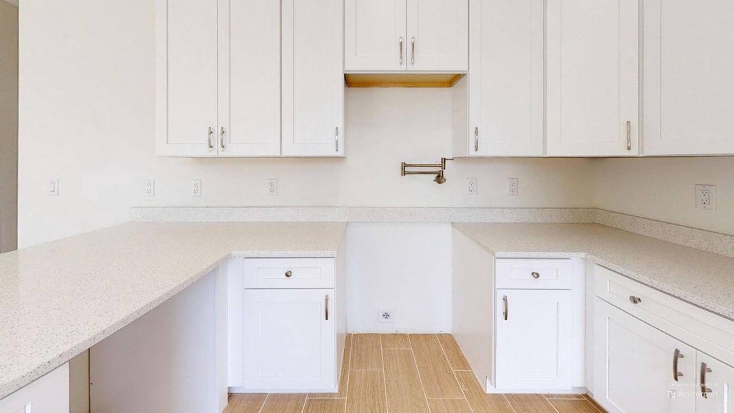 8050-97th-Ct-Vero-Beach-FL-32967-Kitchen