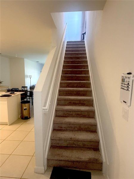 Spacious, unfurnished interior of a new home in , Dania Beach (Image 21).