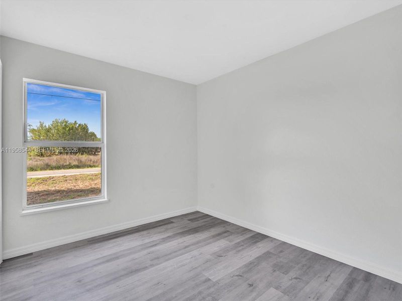 Spacious, unfurnished interior of a new home in , Lehigh Acres (Image 15).