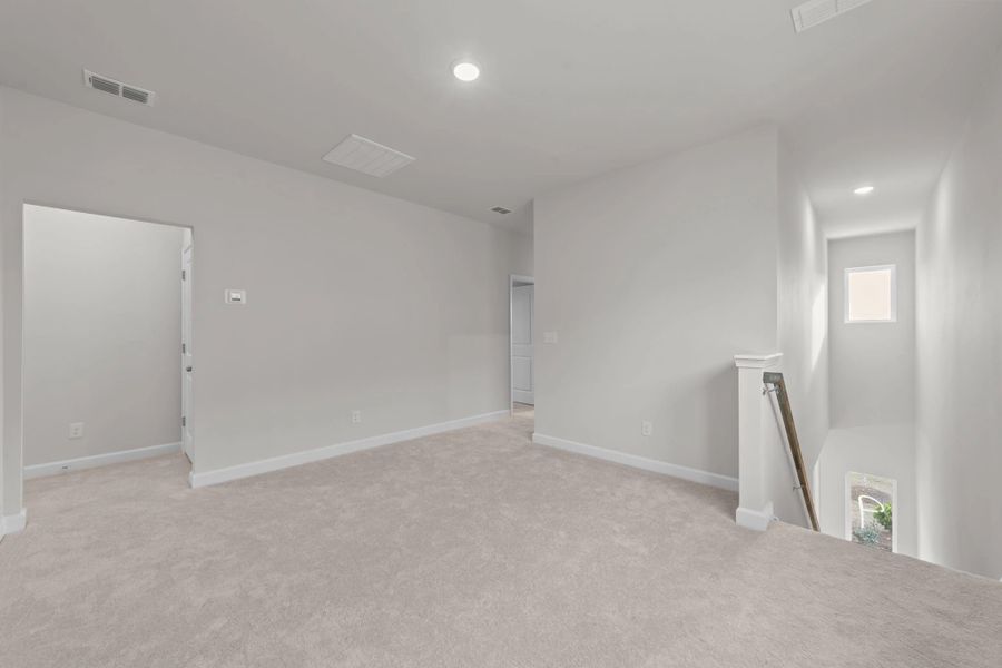 Spacious, unfurnished interior of a new home in Blue Heron Retreat: Oasis Series, Little River (Image 24).