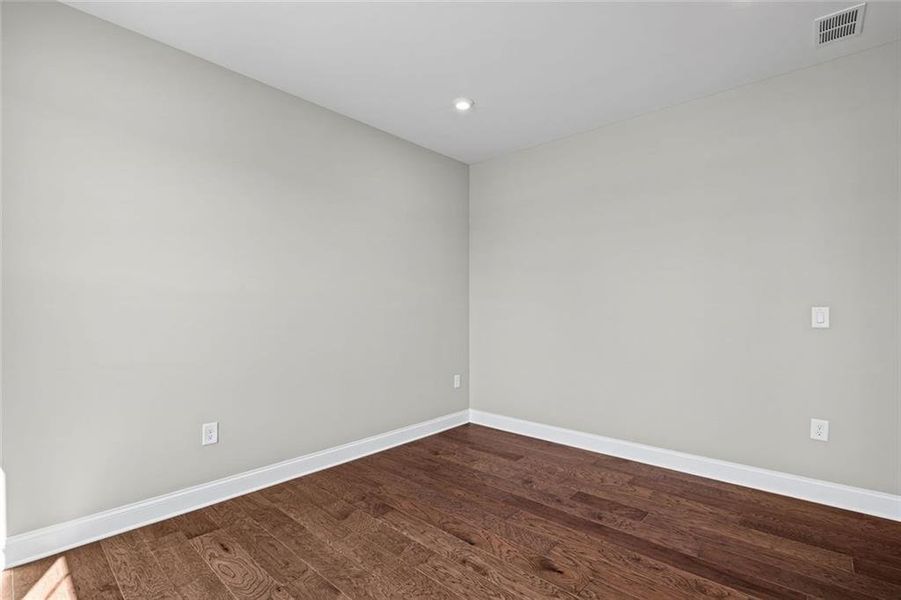 Spacious, unfurnished interior of a new home in Governor’s Preserve, Canton (Image 37). Spacious, unfurnished interior of a new home in Governor’s Preserve, Canton (Image 37).