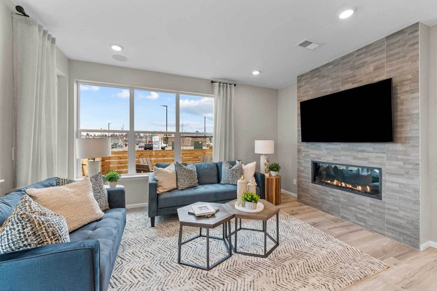 Furnished interior view inside a new home in Ralston Creek, Arvada (Image 7). Furnished interior view inside a new home in Ralston Creek, Arvada (Image 7).