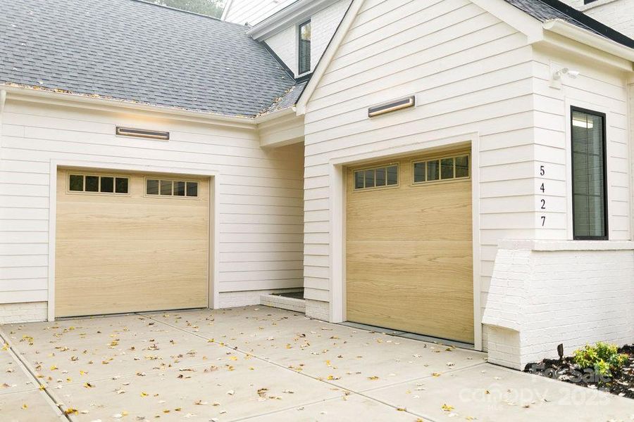 Exterior details and patio area of a home in , Charlotte (Image 1).