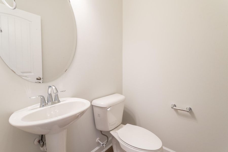 Image 21 of a home in Six Oaks.