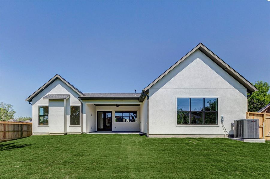 Exterior details and patio area of a home in , Fulshear (Image 4).