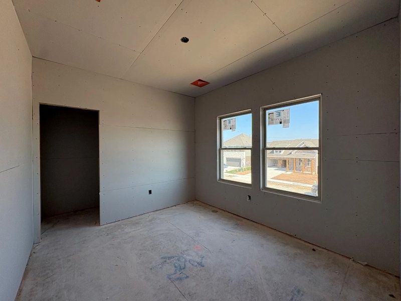 In-progress construction of a new home in Rolling Glen, Hutto, TX (Image 34).