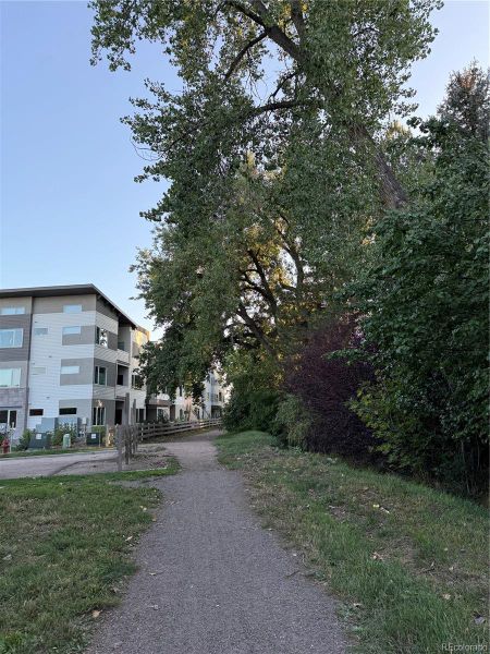 Natural landscape and outdoor views near  in Louisville (Image 30).