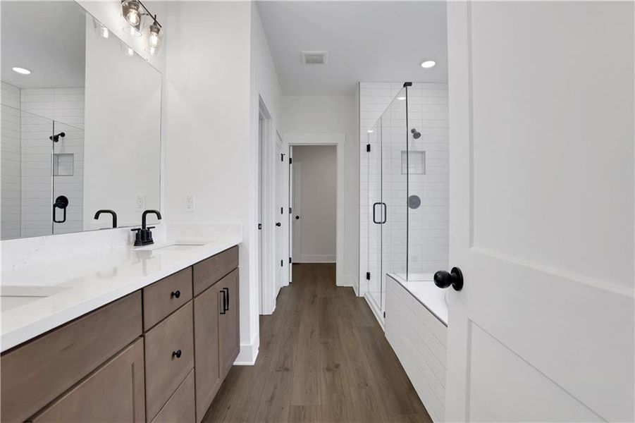 Furnished interior view inside a new home in Twin Lakes, Hoschton (Image 14).
