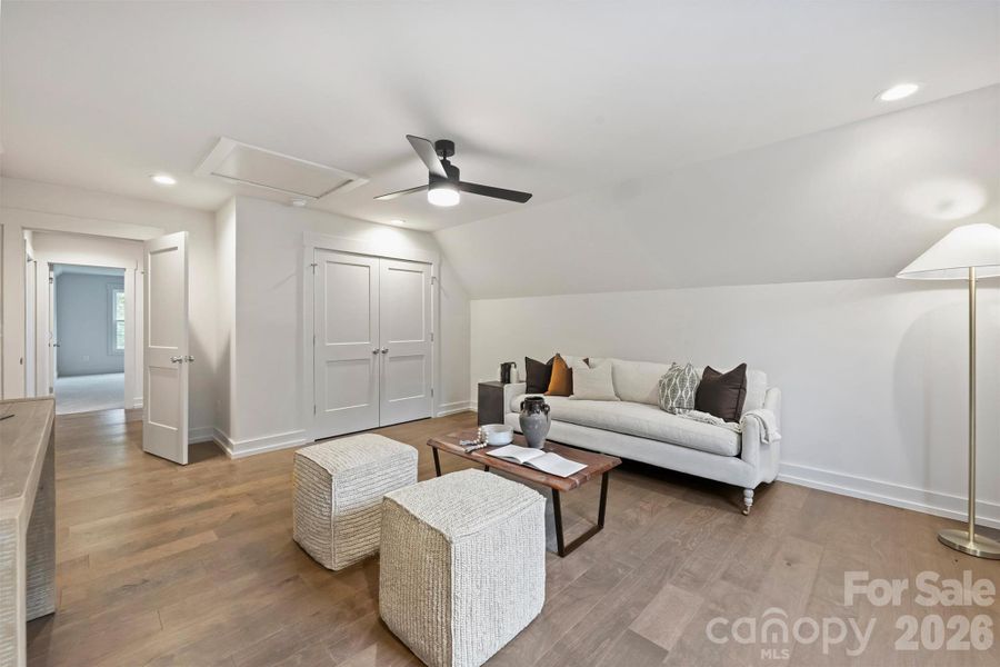 Bonus room