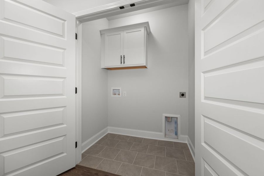 Spacious, unfurnished interior of a new home in Saddlebrook, Murfreesboro (Image 24).