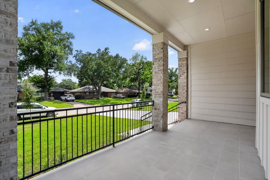 Exterior details and patio area of a home in , Houston (Image 23).