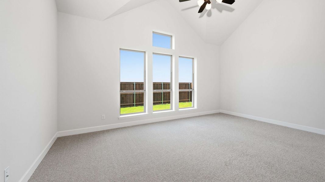 Spacious, unfurnished interior of a new home in Myrtle Creek, Waxahachie (Image 21). Spacious, unfurnished interior of a new home in Myrtle Creek, Waxahachie (Image 21).
