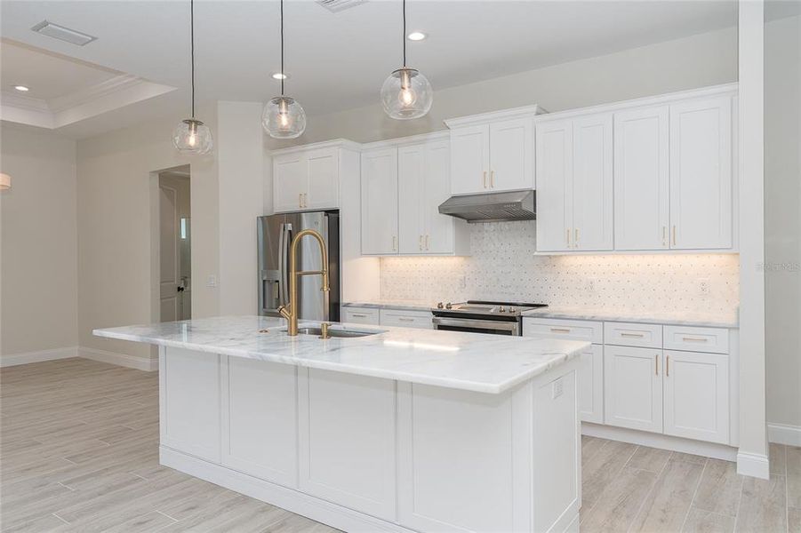 Catalina built at 211 Tournament Rd