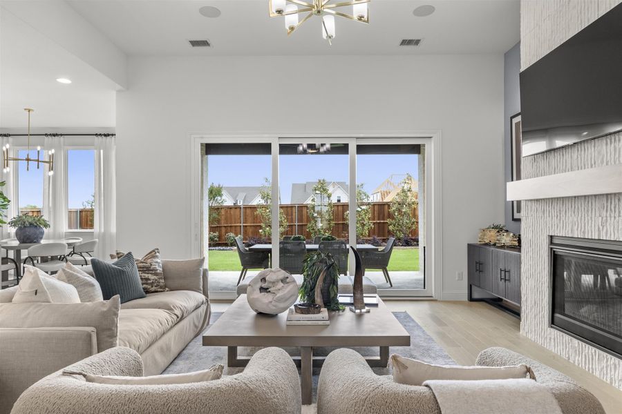 Representative furnished interior of a home built from the Alexander - 60 Ft Home Site by Rockwell Homes in Nelson Lake Estates, Rockwall (Image 13). Representative furnished interior of a home built from the Alexander - 60 Ft Home Site by Rockwell Homes in Nelson Lake Estates, Rockwall (Image 13).