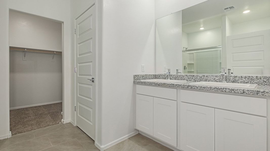 Furnished interior view inside a new home in Barnett Village, Marana (Image 11).
