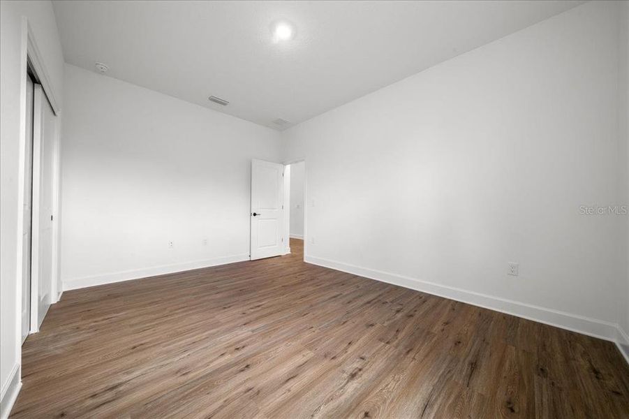 Spacious, unfurnished interior of a new home in , Spring Hill (Image 37).