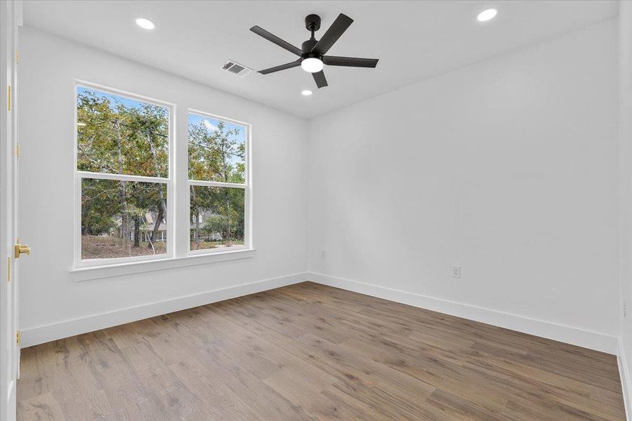 Spacious, unfurnished interior of a new home in , Bastrop (Image 21).