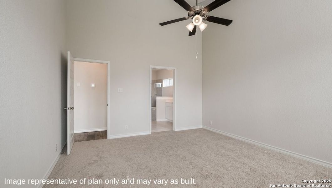 Spacious, unfurnished interior of a new home in Brookstone Creek, San Antonio (Image 12).
