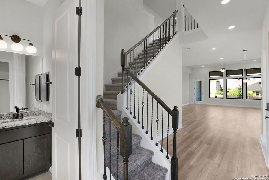 Image 53 of a home in Nolte Farms.