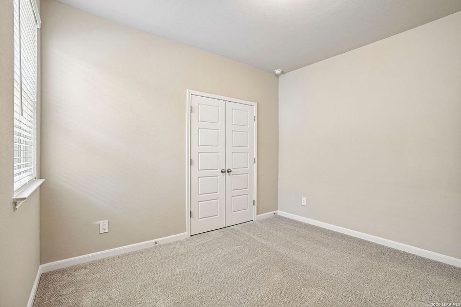 Spacious, unfurnished interior of a new home in Sagebrooke - Premier Series, San Antonio (Image 38).