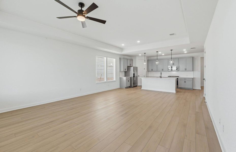 Spacious, unfurnished interior of a new home in Kuempel Farms, Pflugerville (Image 21).
