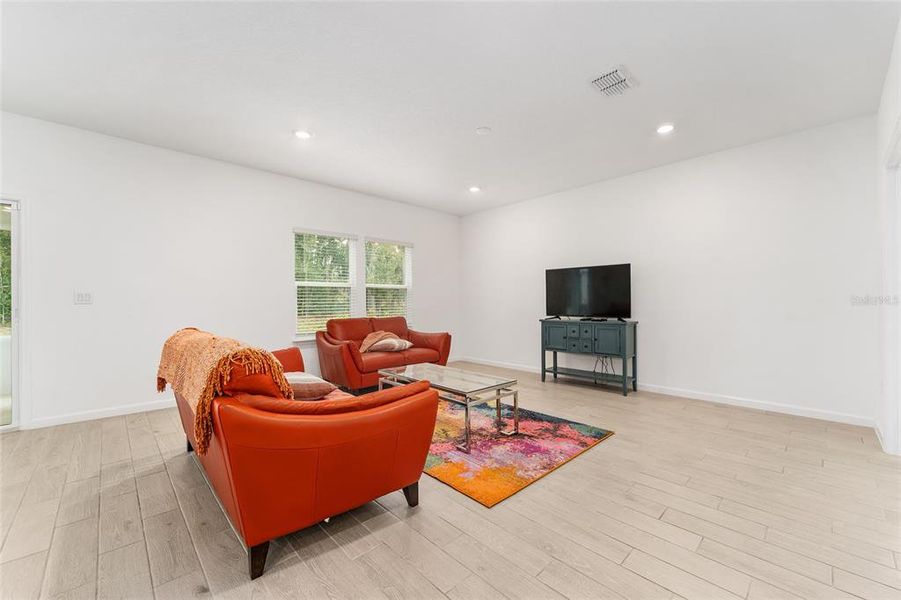 Furnished interior view inside a new home in Liberty Village: Liberty Village - Phase One, Ocala (Image 43).