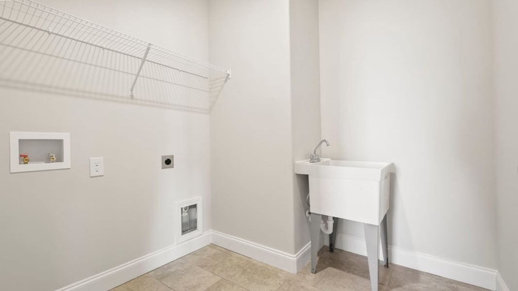 Representative unfurnished interior of a home built from the Crestone by D.R. Horton in Blue Ridge Trail, Fountain Inn (Image 34).