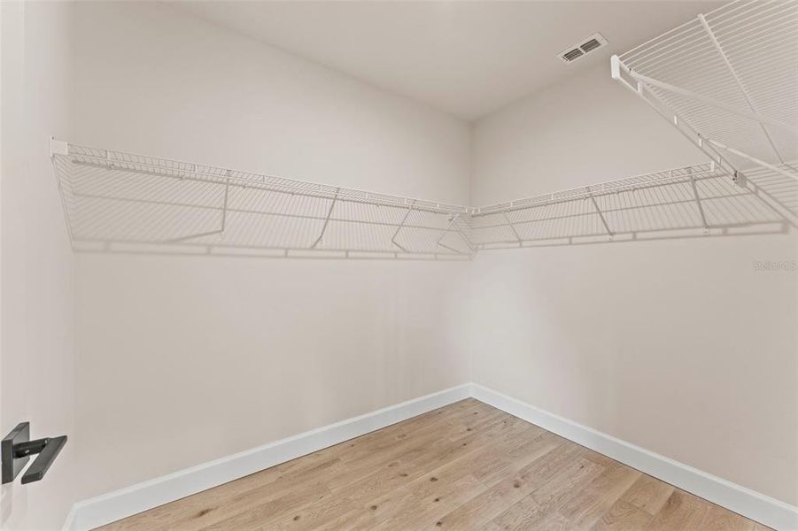 Spacious, unfurnished interior of a new home in , Palm Bay (Image 53).