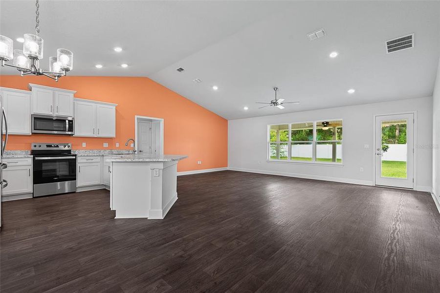 Spacious, unfurnished interior of a new home in Palm Coast, Palm Coast (Image 14).