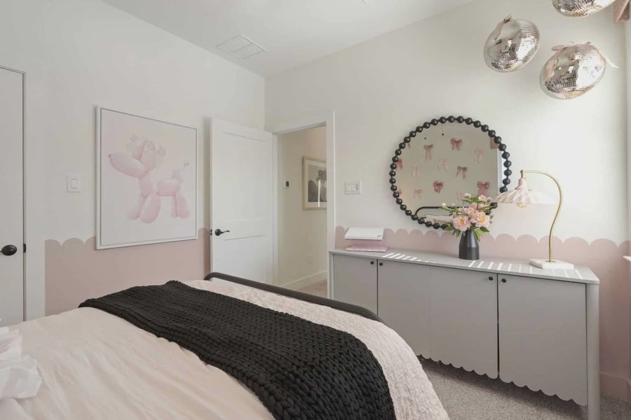 Furnished interior view inside a new home in Meridiana 50's and 60's, Manvel (Image 28).