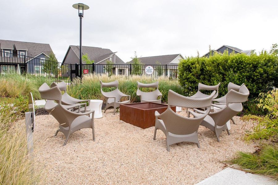 Community amenities in Goodnight Ranch, Austin (Image 16).