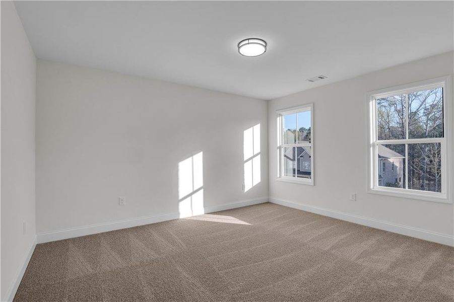 Spacious, unfurnished interior of a new home in , Stone Mountain (Image 17).