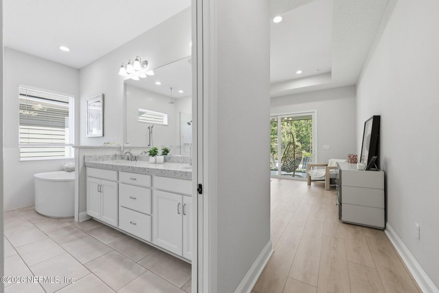 Furnished interior view inside a new home in , Ponte Vedra (Image 65).