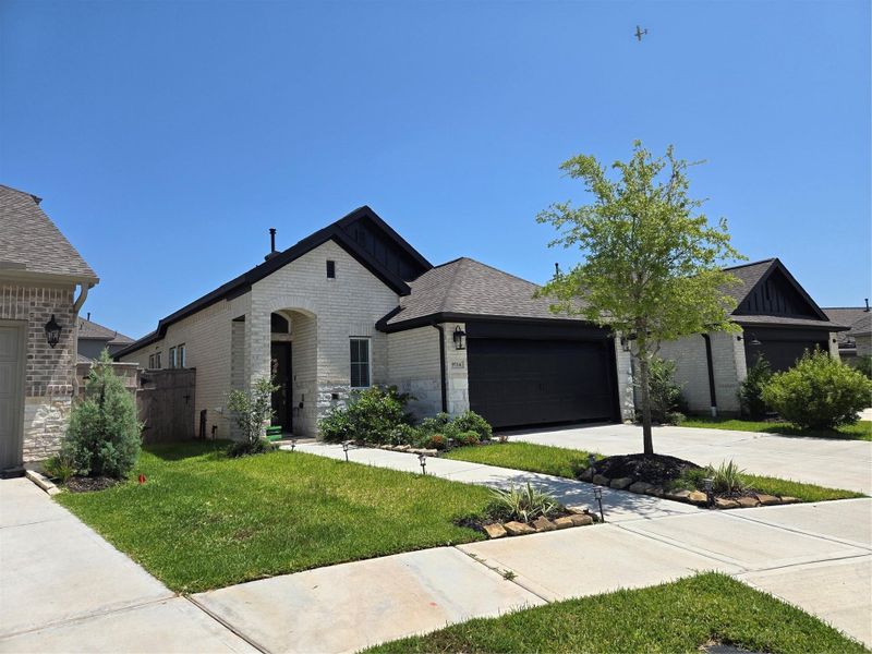 Experience comfort and style in this beautifully designed bedroom, featuring ample natural light and a serene atmosphere. Ideal for creating your perfect retreat. (This is a floorplan graphic) Experience comfort and style in this beautifully designed bedroom, featuring ample natural light and a serene atmosphere. Ideal for creating your perfect retreat. (This is a floorplan graphic)