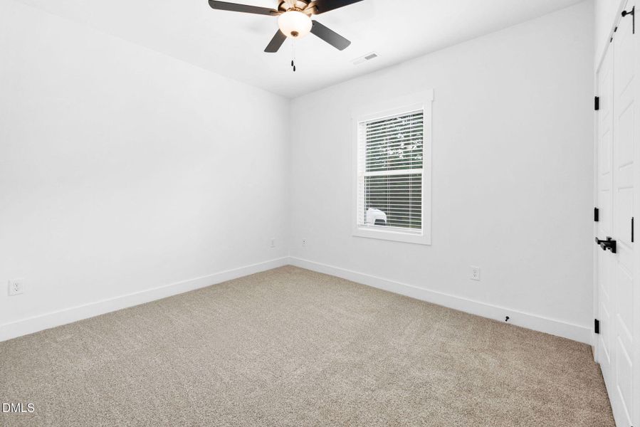 24-web-or-mls-305-w-barden-st 24-web-or-mls-305-w-barden-st