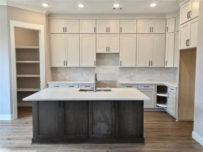 Furnished interior view inside a new home in , Waleska (Image 5).