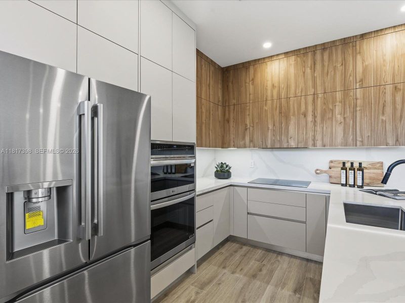 Furnished interior view inside a new home in , Miami (Image 44).