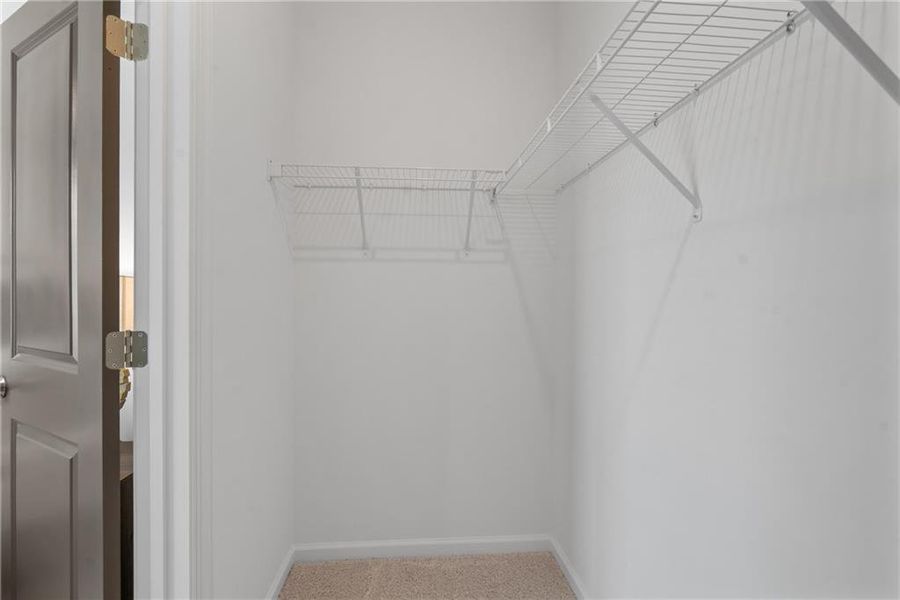 Spacious, unfurnished interior of a new home in Brookside Reserve, Alpharetta (Image 19).