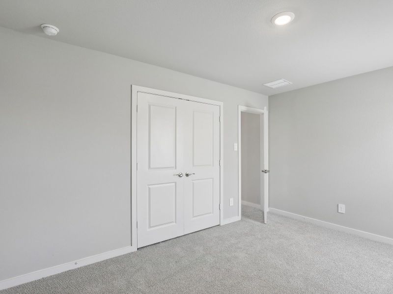Spacious, unfurnished interior of a new home in Windmore, Princeton (Image 16).