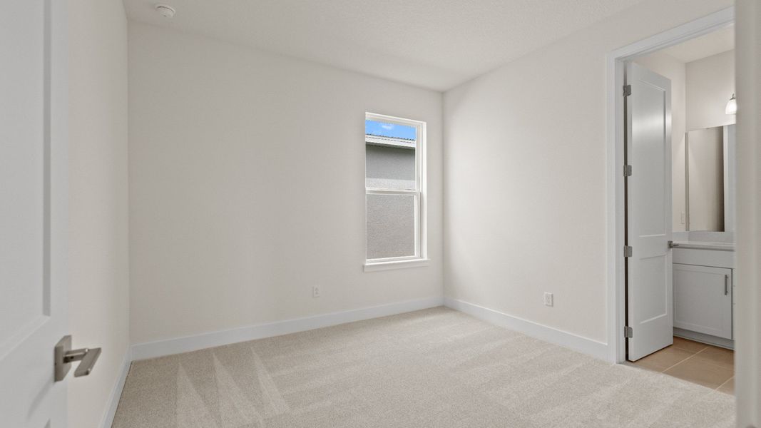 Representative unfurnished interior of a home built from the Longleaf by DRB Homes in Lakeside at Satilla, St. Cloud (Image 29).