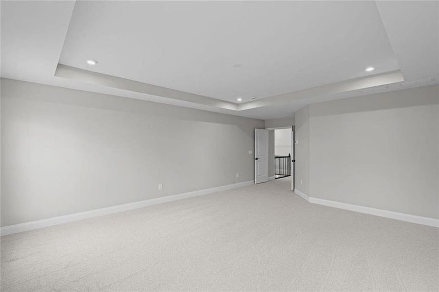 Spacious, unfurnished interior of a new home in Twin Lakes, Hoschton (Image 39).