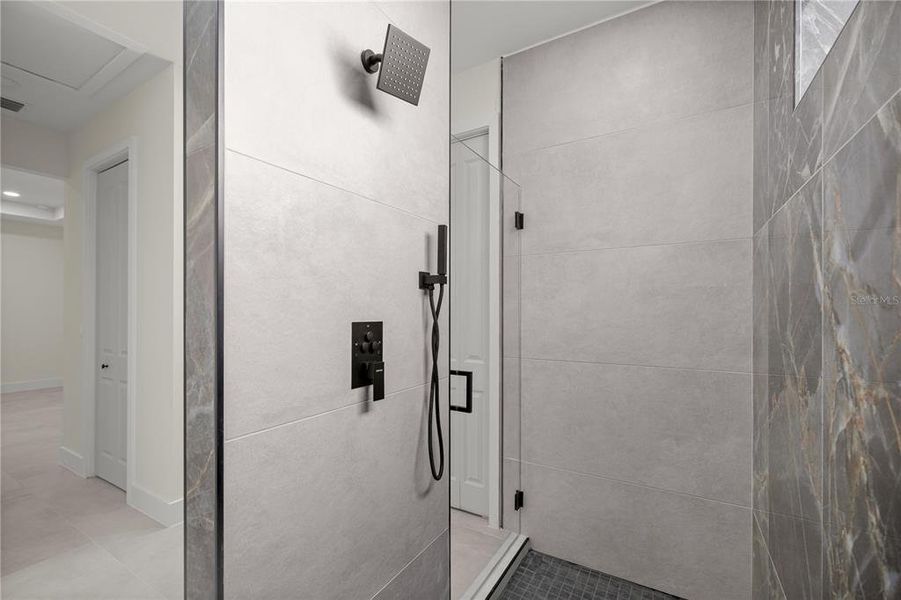 Image 31 of a home in .