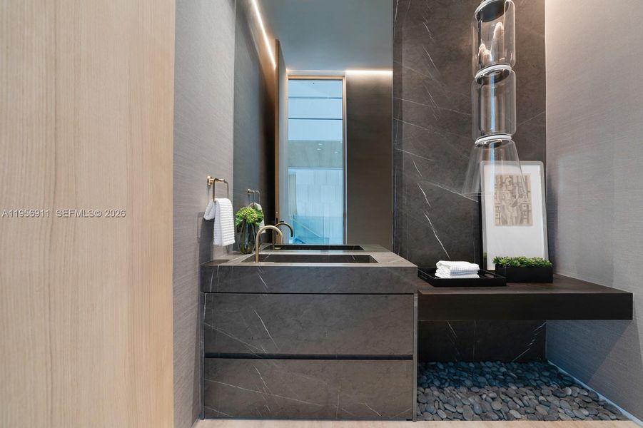 Image 68 of a home in .