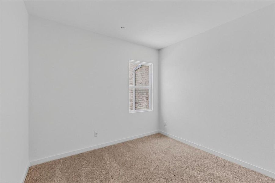 Spacious, unfurnished interior of a new home in Solterra Texas, Mesquite (Image 35).