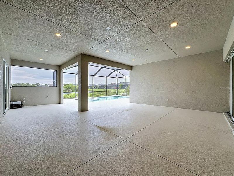Spacious, unfurnished interior of a new home in River Preserve Estates, Parrish (Image 40).