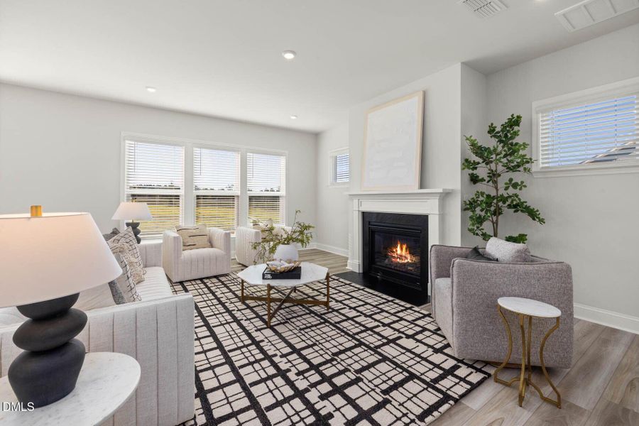 2-web-or-mls-7K5A1450 (2) (2) 2-web-or-mls-7K5A1450 (2) (2)